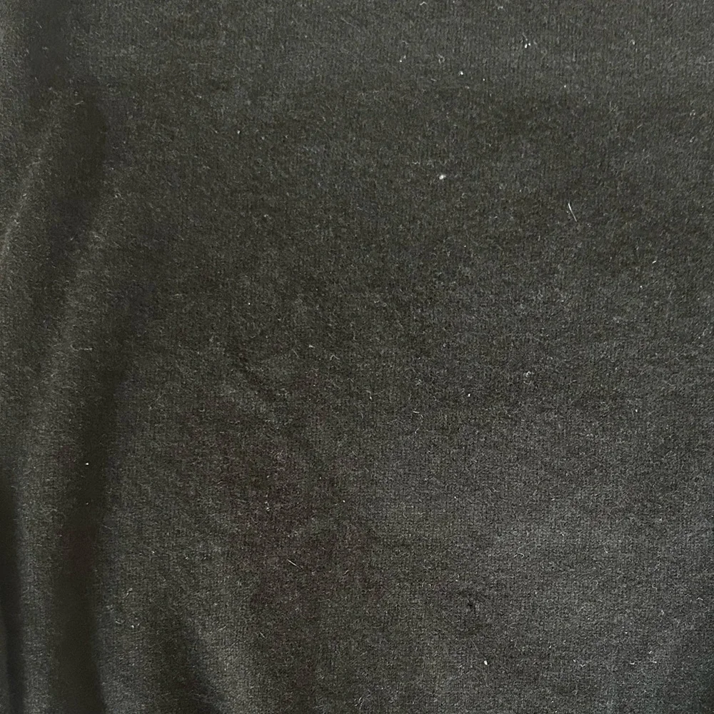 Cashmere Project Crewneck Sweater - Picture 4 of 5